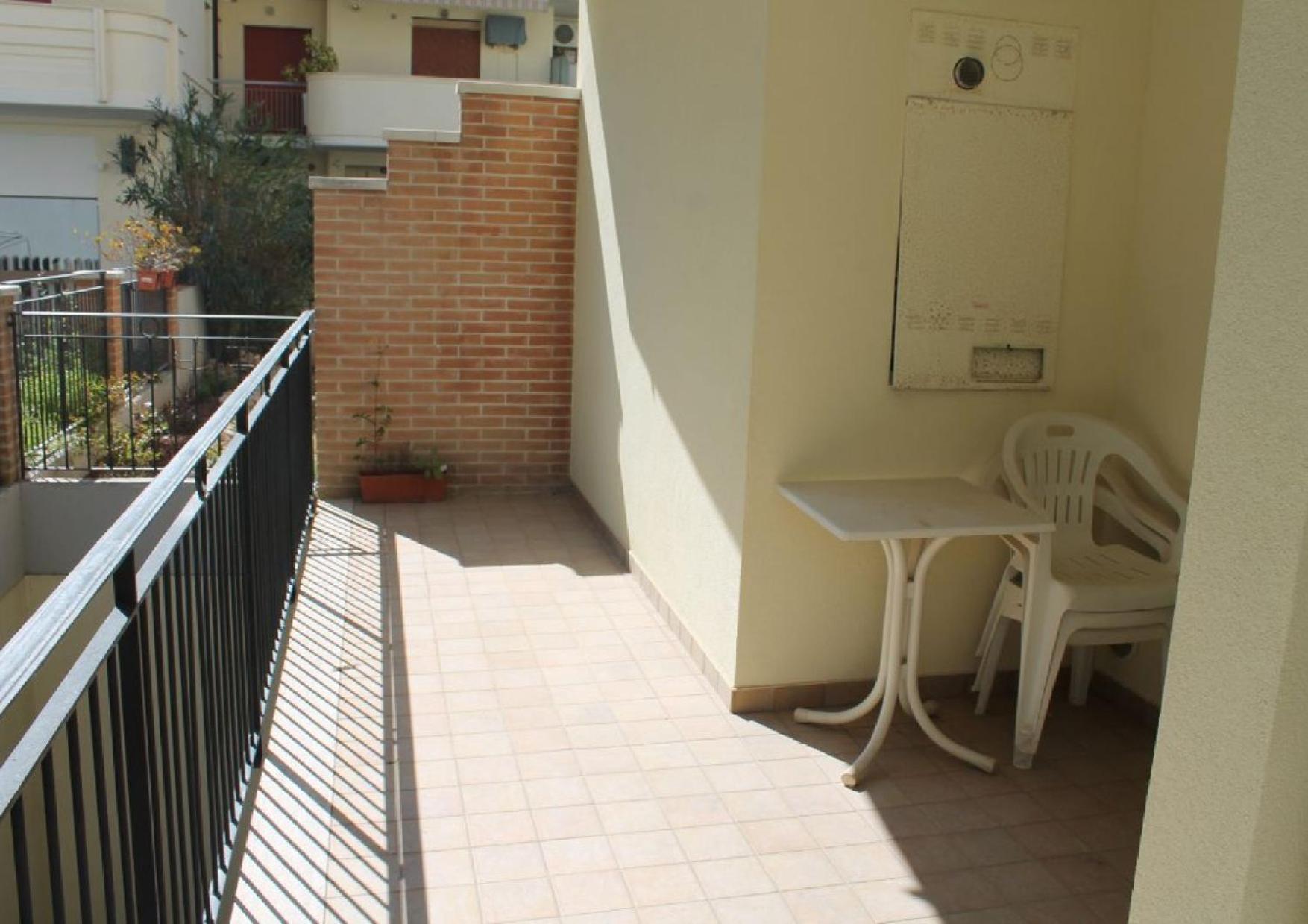 Ferienwohnung Lungomare Sud Alba Adriatica Exterior foto